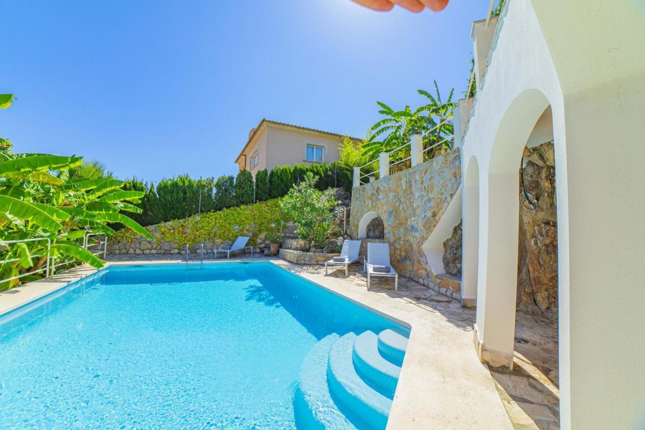 Villa Alcanada Sunrise Alcudia  Exterior photo
